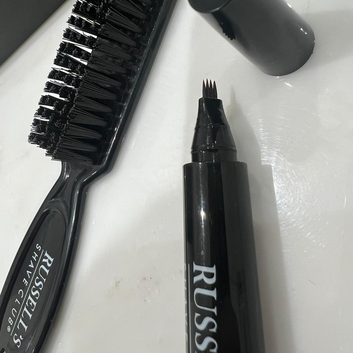 Russell’s Thicker Beard Filler Pen - Achieve a Fuller Looking Beard